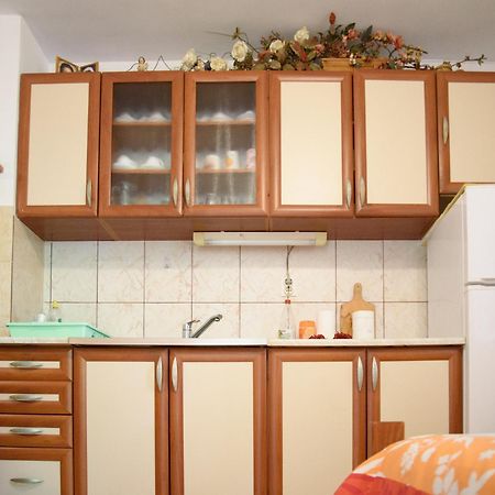 Apartments Cvitini Dvori Garjak Vrlika Bagian luar foto