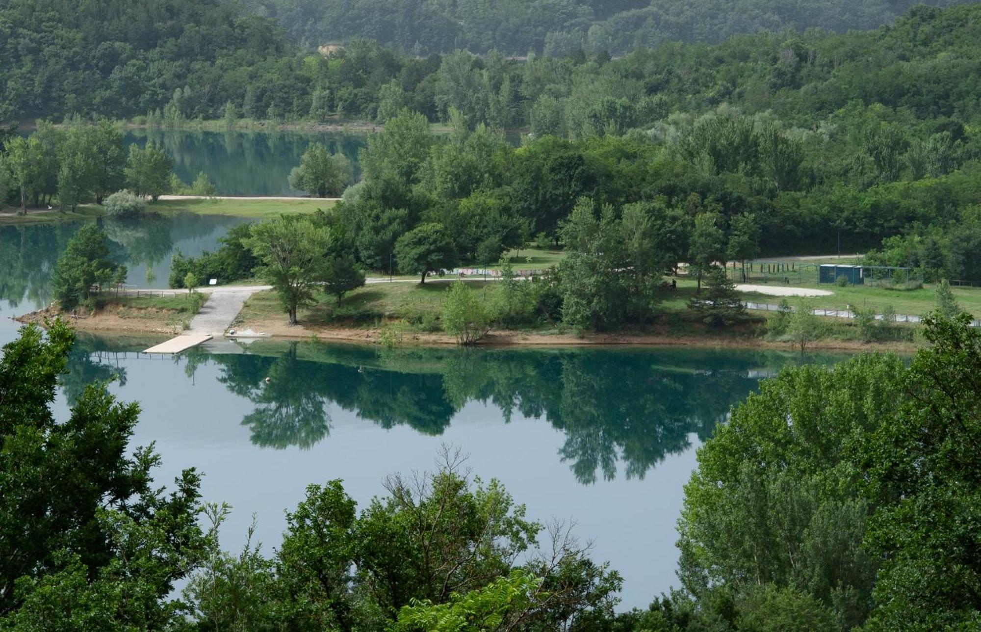 Apartments Cvitini Dvori Garjak Vrlika Bagian luar foto