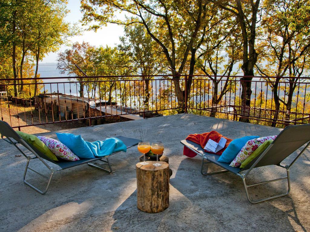 Apartments Cvitini Dvori Garjak Vrlika Bagian luar foto